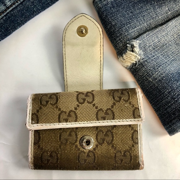 GUCCI Gold Heart Canvas Monogram Key Card Holder - Picture 4 of 13
